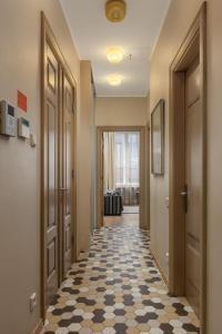 Beautiful 1bd Old Town Apartment