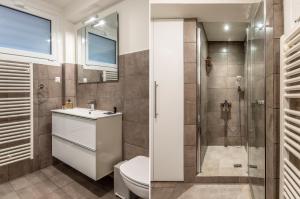 Mystique One Bedroom Apartment by BluPine