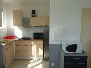 Appartement 6 pers, terrasse, parking, centre Marseillan Plage - FR-1-387-158