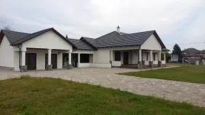 Avalon Vendégház - Máriapócs