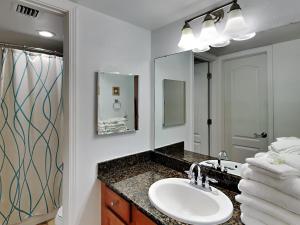 Regency Towers #801 West