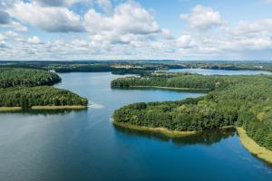 LIKE LAKES UKIEL PARK 40 parking FV