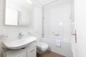 Modern crossing apartment facing Piz Rosatsch