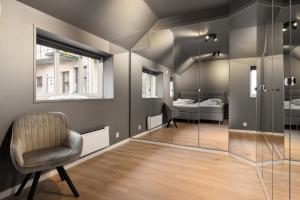 Homerentals l 120sqm Mid-central - King beds - 500Mbps WI-FI