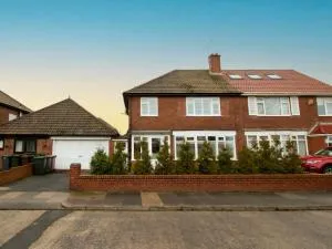 Pass the Keys Tynemouth Your Home Away From Home - Cullercoats