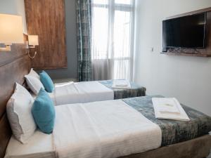 Mountain Sky View - Маунтин Скай Вю