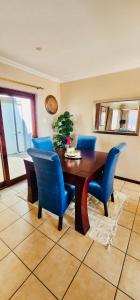 A Warm 3 bed Townhouse in a secure complex