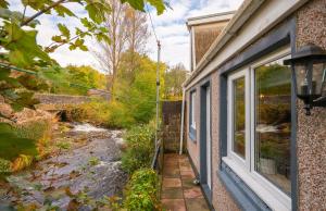 Riverside Great House In The Afan Forest Bike Park By StayStaycations
