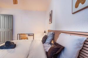 Appartements COEUR DU VENTOUX Carpentras Bel appart 6 places : photos des chambres