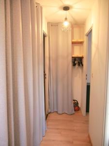 Maison vue sur le rocher