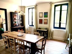 Villas Sous le Tilleul de la Condomine : photos des chambres