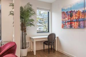 West Seattles Modern Townhome