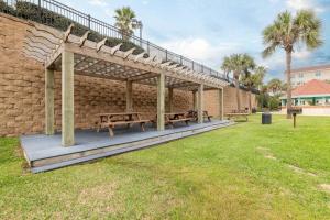 Baca Beach Escape I - 3 Pools - Pet Friendly