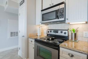 Baca Beach Escape I - 3 Pools - Pet Friendly