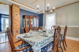 Great for Groups! Spacious Wilton Getaway w Deck