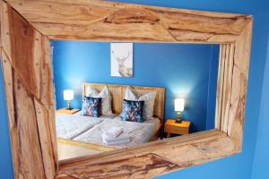 SECRET HIDEAWAYS Wood Lodge mit Kinderzimmer Messe l City l Flughafen l Hbf