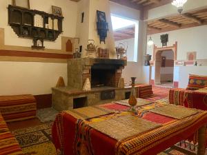 Tafsut dades guesthouse stay with locals