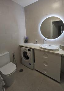 Newly renovated modern apartment in Orlando complex, Costa Adeje