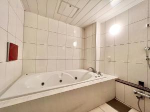 SKY Lmine Takeo LOVEHOTEL