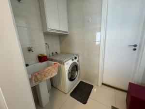 Apartamento 01 quadra da praia - LUXO Praiamar Residence