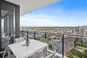 Sandbar 124 - Hosted by Burleigh Letting - Miami