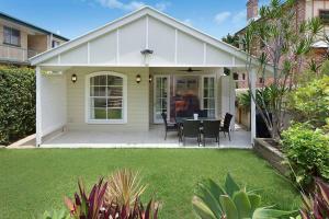 The Family Getaway ~ 3 Bed2 Bath1Car ~ Wooloowin