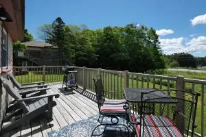 Cozy Pond Side Cottage in Bar Harbor! [The Nook] - Lamoine Corner