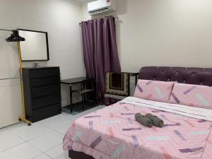 Rosevilla Homestay - 3R2B Fully Aircond WiFi - 4hvězdičkové hotely ve městě Bandar Puncak Alam