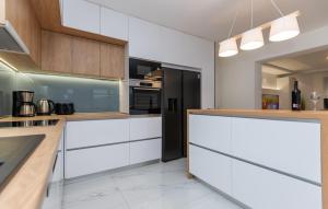 Beautiful Home In Kamenmost With Wifi 