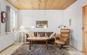 2 Bedroom Awesome Home In Rudkøbing