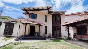 Golden House guesthouse - Sacaba