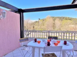 Duplex familial avec terrasse, proche plage, parking privé - 4 couchages, Le Lavandou - FR-1-251-541 - 卡瓦利耶雷