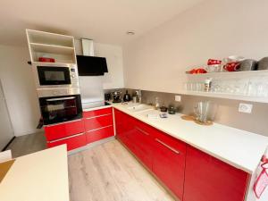 Maisons de vacances Gite Ferriere-Larcon, 2 pieces, 2 personnes - FR-1-381-560 : photos des chambres