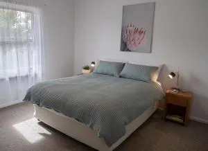 Entire house in Minnipa - 3 bedroom, sleeps 5 - Minnipa