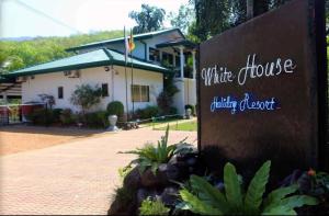 White House Holiday Resort