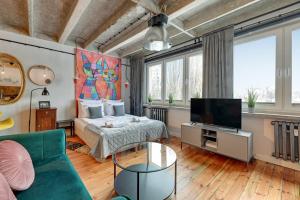 Cats & Crafts Loft by Downtown Apartments