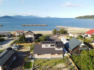 【海から近く】敷地内無料駐車場5台分完備！BBQ設備貸出あり3,500円！快適空間！【COQAEL】