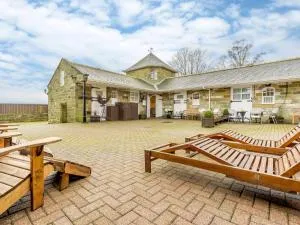 3 Bed in Whitby 90810 - Aislaby