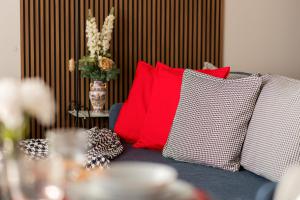 Stylish Apartment with Balcony Żoliborz Warsaw by Noclegi Renters