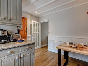 2 Bed in Briston 91371