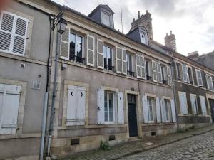 Appartements Le Baldaquin quartier cathedrale-marais : photos des chambres
