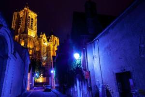Appartements Le Baldaquin quartier cathedrale-marais : photos des chambres