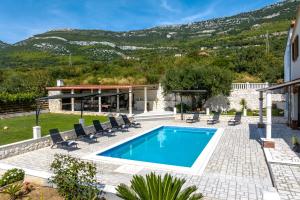 Villa Stari Hill private pool