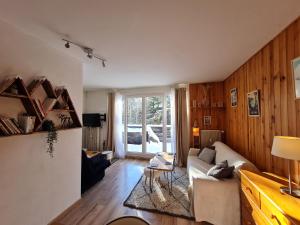 Appartement cosy 1 chambre, rénové avec terrasse exposée Sud