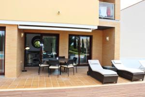 Monte Laguna Apartment