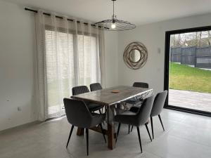 Villas Maison Bijou 3 chambres a 10min de DisneyLand Paris : photos des chambres
