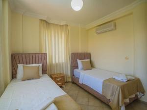 Çalışta Denize Sıfır 8 Kişilik Villa Pearl 4