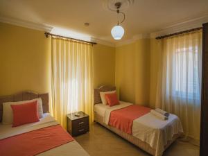 Çalışta Denize Sıfır 8 Kişilik Villa Pearl 7