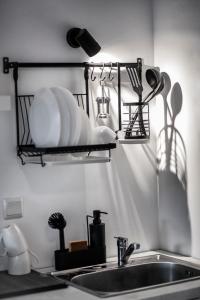 New White Studio F next to Forest the Gondola