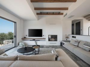 Brand new Villa Eleftheria BY APOKORONAS-VILLAS